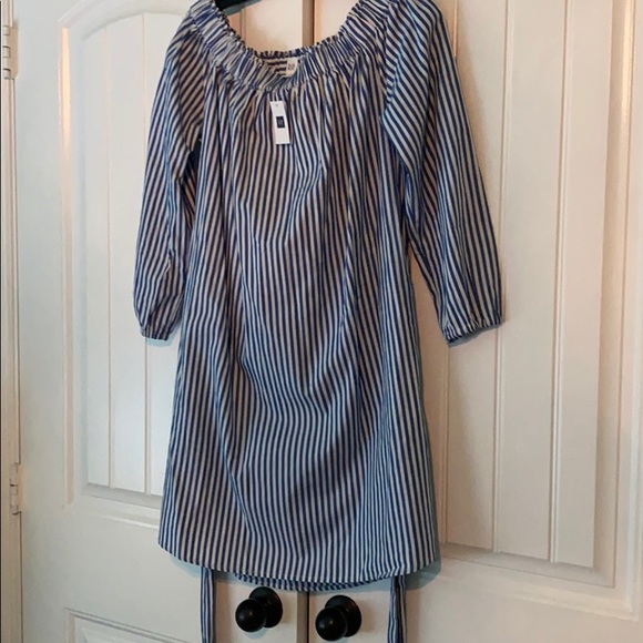 GAP Off the Shoulder Striped Dress - Picture 6 of 6